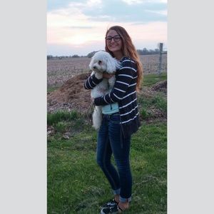 Meet your Posher, Kayla